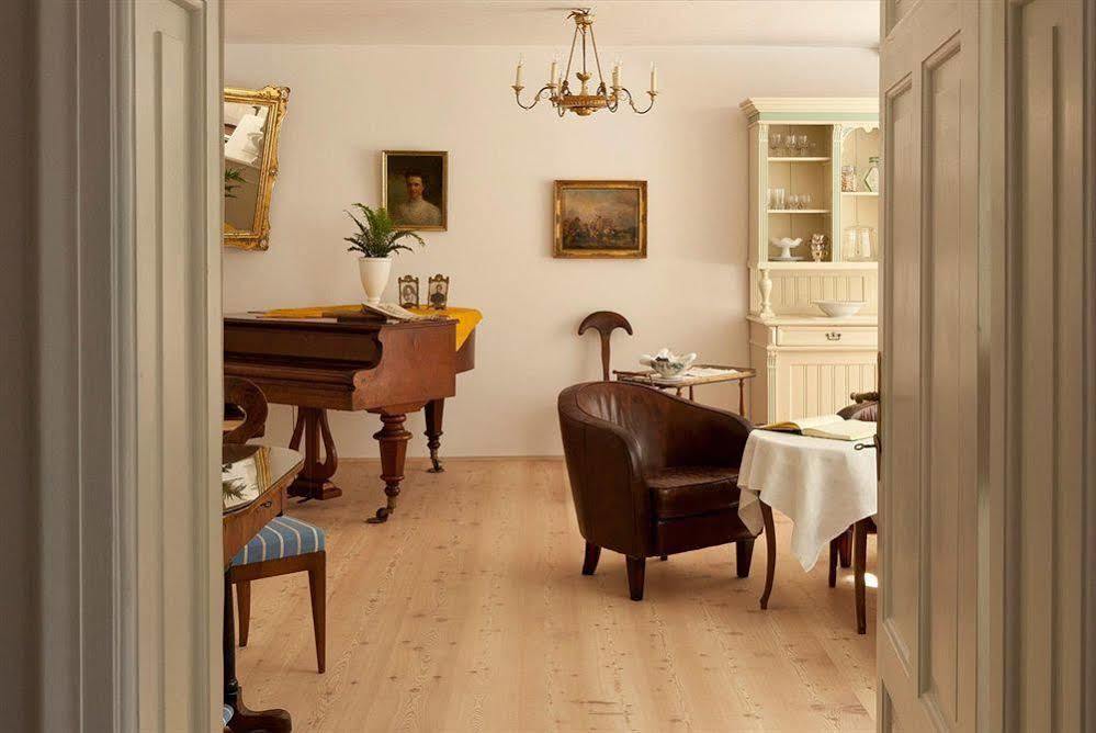 Ottmanngut Suite And Breakfast Merano Luaran gambar